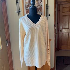 Ms. Maggie V-neck Lace Sleeve Tunic Sweater